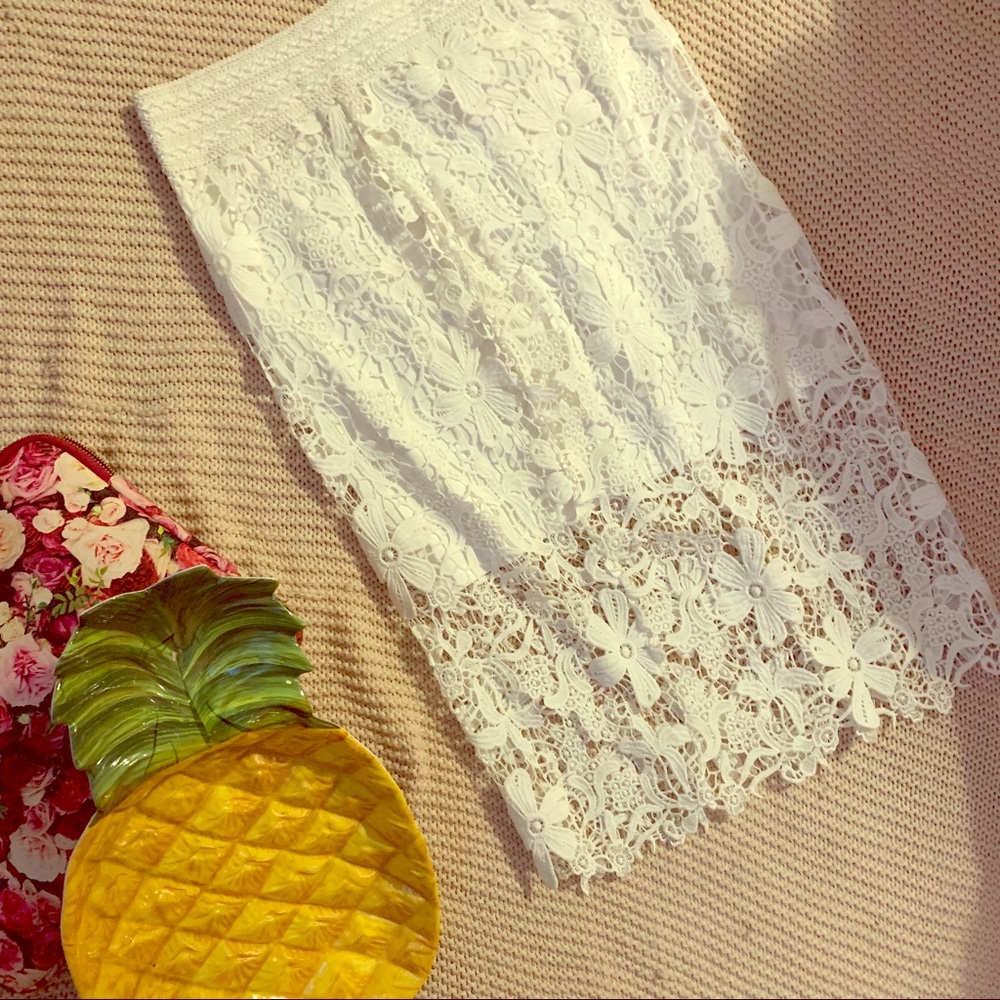 Crocheted floral skirt! BRAND NEW!